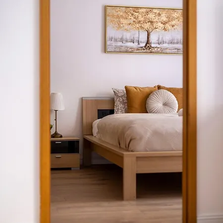 Deluxe K9 With Balcony 